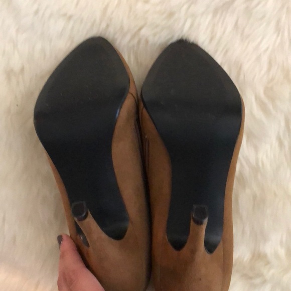 Cathy Jean brown heeled booties, NWOT! - Picture 4 of 5